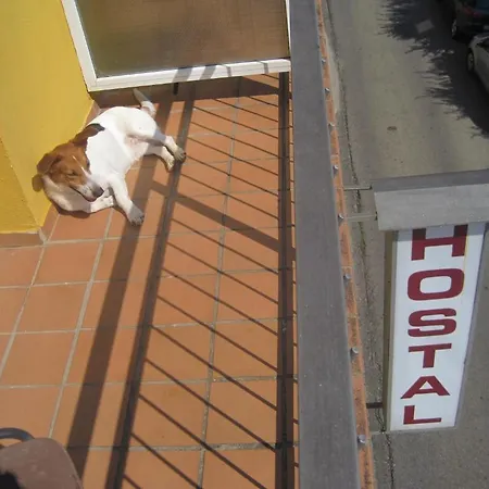 招待所 圣伯纳特旅馆 2*