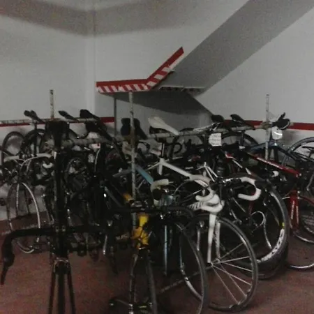 圣伯纳特旅馆 招待所 2*