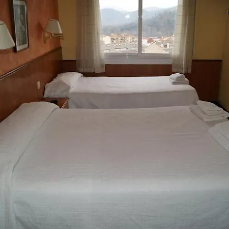 Πανσιόν Sant Bernat 2*