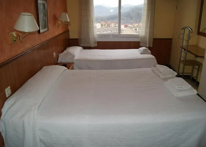 Pensión Sant Bernat 2*