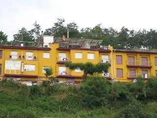 圣伯纳特旅馆 招待所 奥洛特